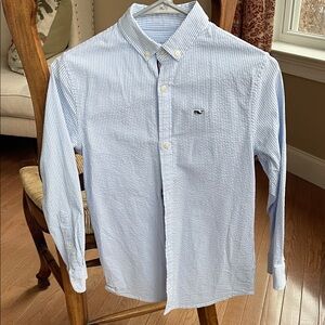 Vineyard Vines Men's Light Blue and White Striped Shirt